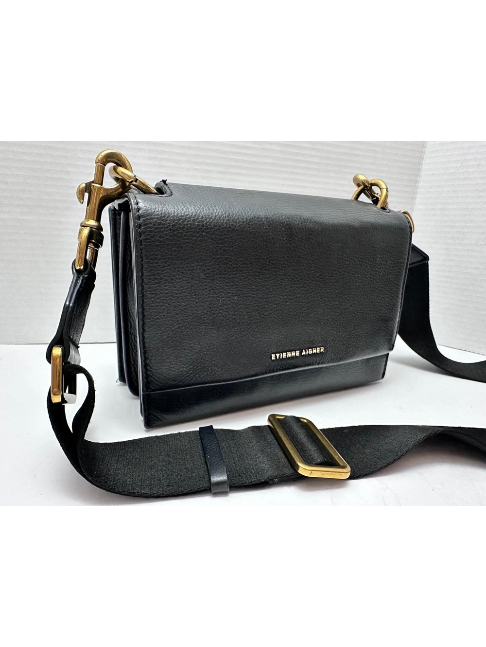 Etienne Aigner Pebbled Leather Crossbody Messenger Shoulder Flap Bag
